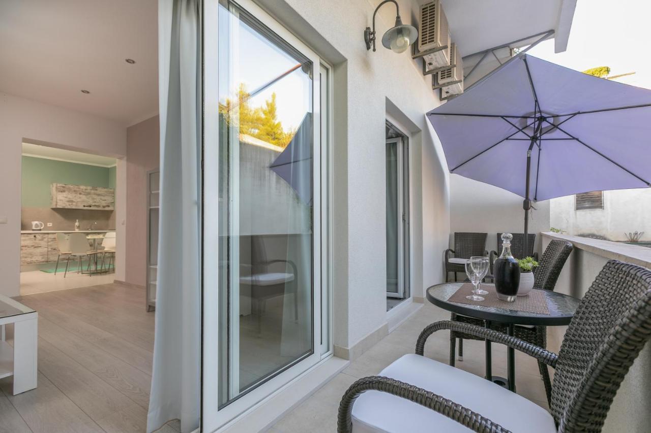 Apartmani Dijana Podgora Esterno foto