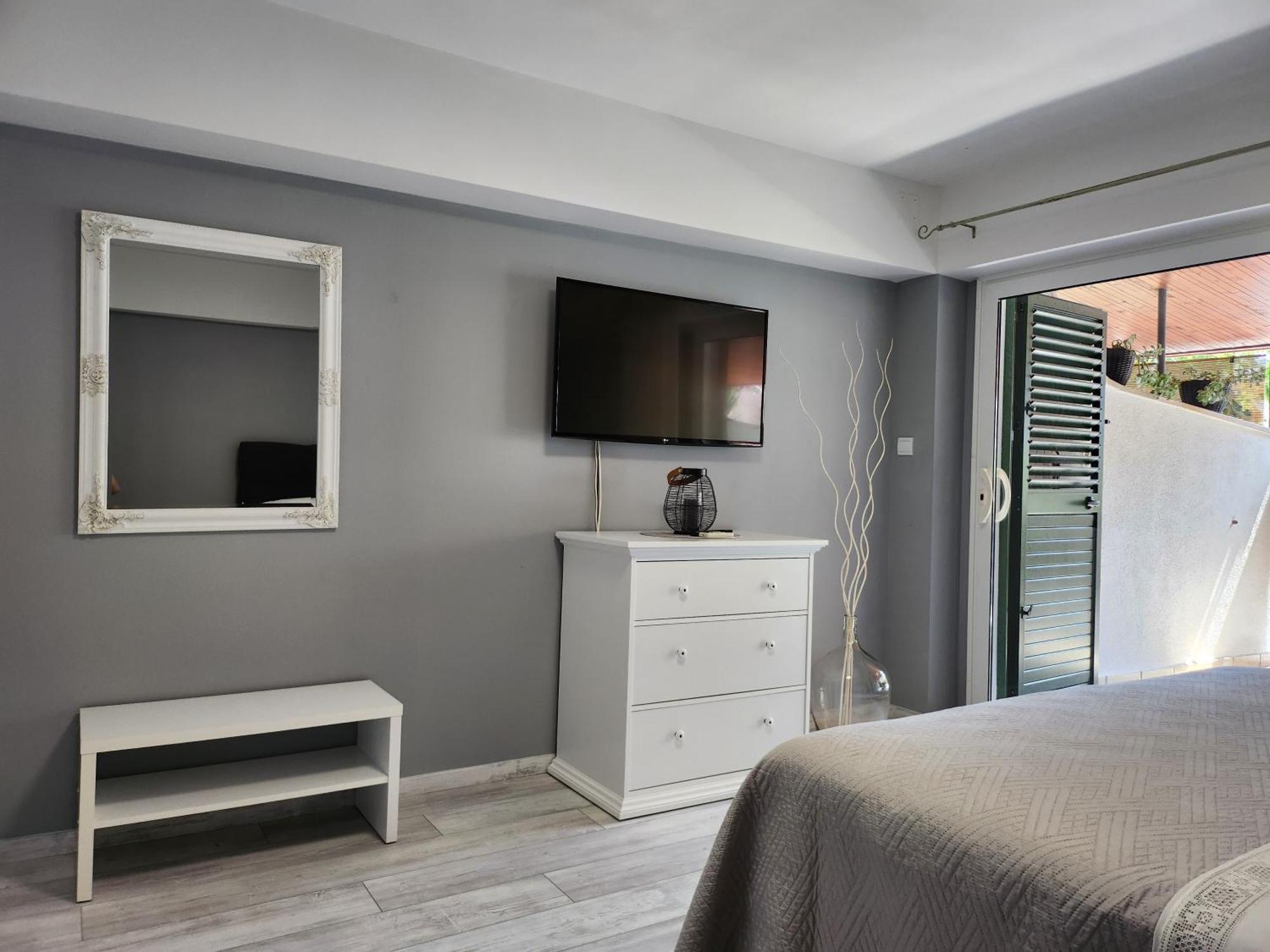 Apartmani Dijana Podgora Esterno foto