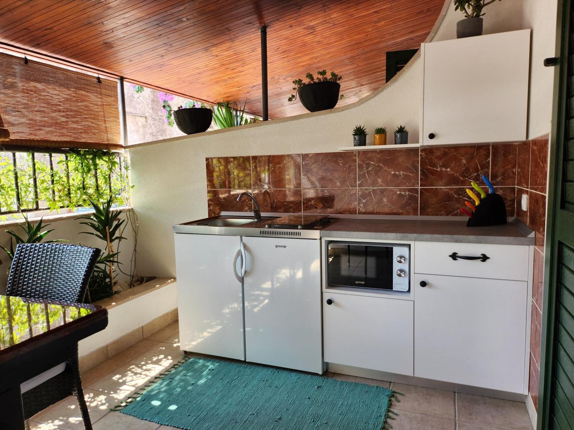 Apartmani Dijana Podgora Esterno foto